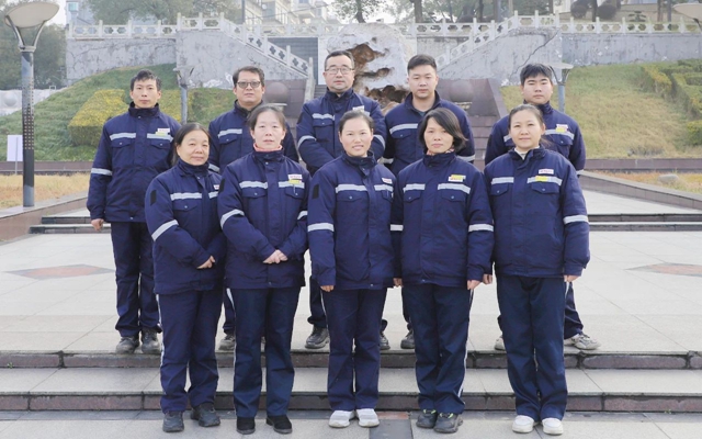 喜報(bào)！全國表彰，股份公司猇亭片區(qū)電解四班榜上有名！
